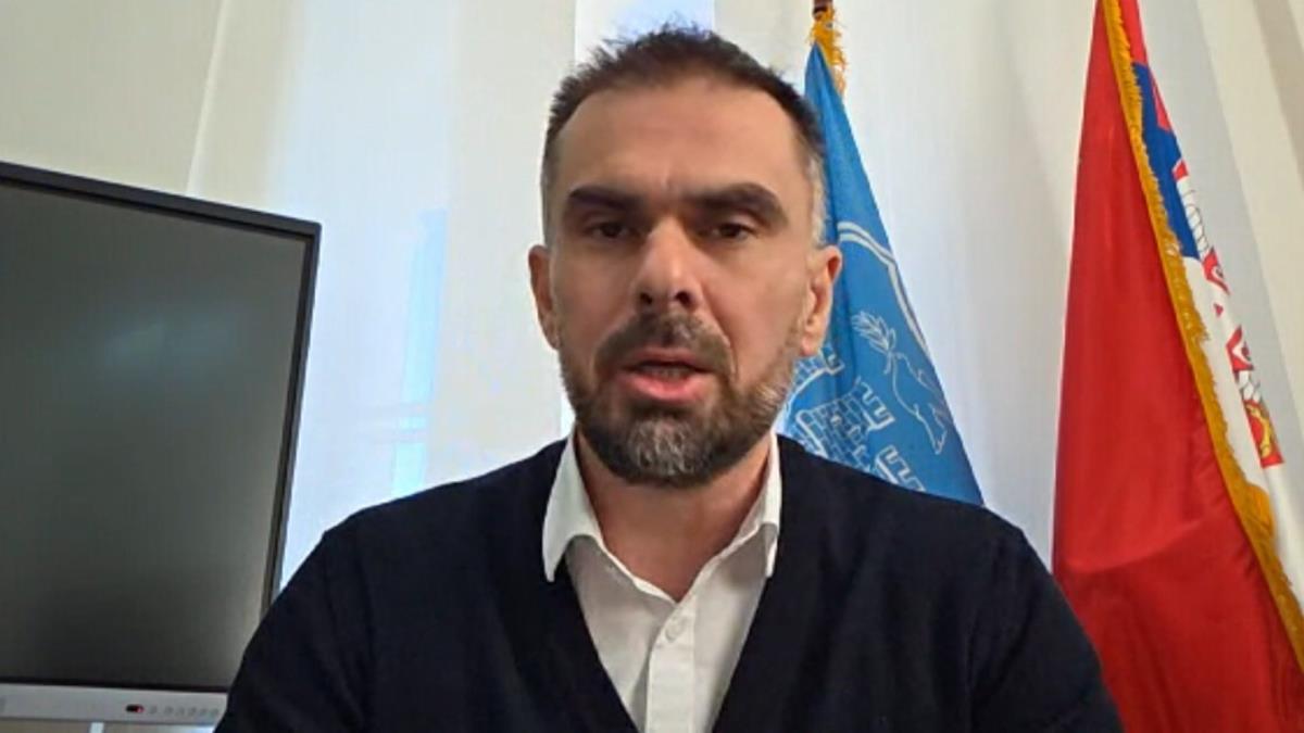 gradonacelnik-zarko-micin-raskrinkao-marinikine-lazi-milos-vucevic-bi-trebalo-da-je-tuzi-za-klevetu,-mnogo-puta-je-dokazano-pravila-lazne-konstrukcije-i-izmislj gradonacelnik-zarko-micin-raskrinkao-marinikine-lazi-milos-vucevic-bi-trebalo-da-je-tuzi-za-klevetu,-mnogo-puta-je-dokazano-pravila-lazne-konstrukcije-i-izmislj