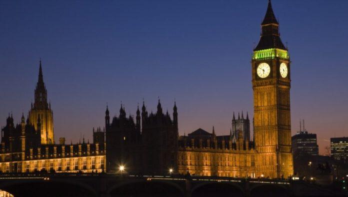 britanija-ne-pamti-ovakvu-krizu:-zbog-rata-u-iranu-ekonomija-na-kolenima