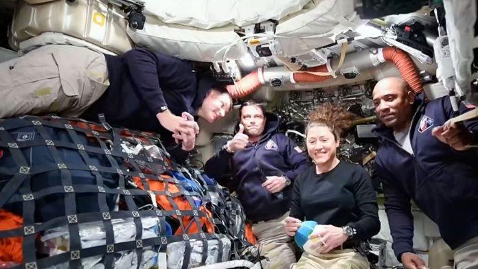 (foto)-“jedu-bolje-nego-99-odsto-ljudi-na-zemlji”-otkriven-luksuzni-meni-nasa-posade-koja-je-otisla-na-mesec