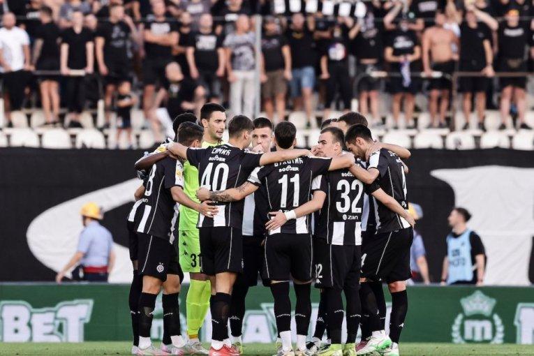 katastrofa-za-partizan-pred-cuku!-crno-beli-u-humskoj-bez-kljucnih-igraca! katastrofa-za-partizan-pred-cuku!-crno-beli-u-humskoj-bez-kljucnih-igraca!