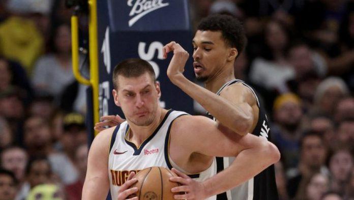 vembanjama-gleda-i-ne-veruje!-mvp-partija-nikole-jokica-u-pobedi-denvera-nad-sparsima!