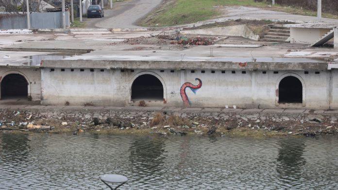 drama-kod-smedereva-muskarac-pao-s-mosta-u-dunav:-spasioci-ga-izvukli