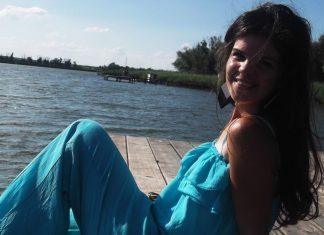 “SPAVAJ, DUŠO NAŠA NEUVENULA” Braća upala u stan i zatekla Kristinu mrtvu sa modricama po telu: Ubica je udavio golim rukama, više od 3 godine u BEKSTVU! “spavaj,-duso-nasa-neuvenula”-braca-upala-u-stan-i-zatekla-kristinu-mrtvu-sa-modricama-po-telu:-ubica-je-udavio-golim-rukama,-vise-od-3-godine-u-bekstvu!