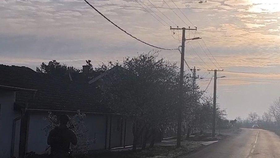 pogledajte:-vojska-i-policija-u-akciji-–-ceslja-se-teren-u-opstini-kanjiza-(video) pogledajte:-vojska-i-policija-u-akciji-–-ceslja-se-teren-u-opstini-kanjiza-(video)