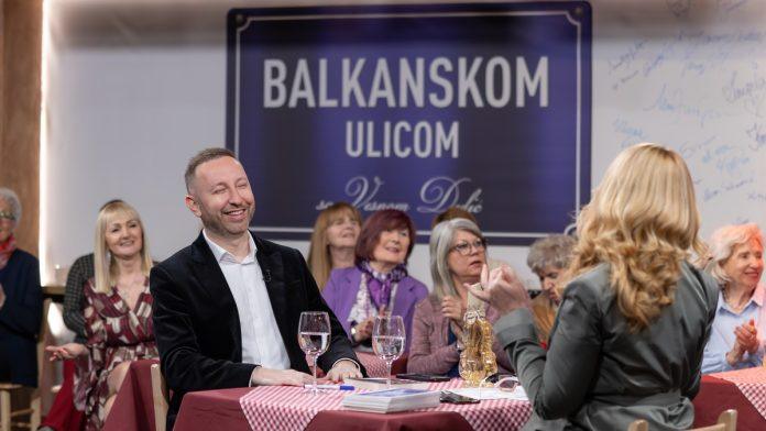 “odemo-kod-tetke-na-tri-dana-i-vise-se-nikad-ne-vratimo-kuci”-milan-maglov-u-emisiji-“balkanskom-ulicom”-o-detinjstvu,-cestim-selidbama-i-poslovnom-uspehu