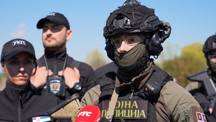 “eksplozivna-sredstva-su-pronadena-pored-2-gasna-postrojenja”-pripadnik-vojne-policije-otkrio-nove-detalje-velike-akcije-sluzbi-bezbednosti-kod-kanjize-(video)