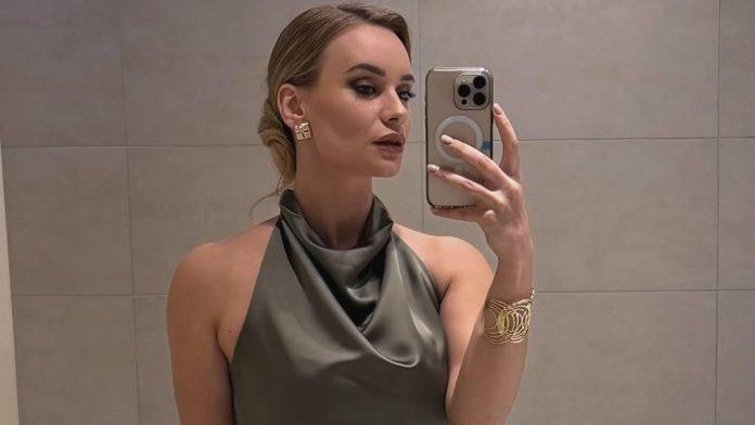 “vise-me-niko-ne-podrzava”-pevacica-oplela-po-kolegama:-“svi-su-bili-oko-mene-dok-sam-bila-aktuelna”