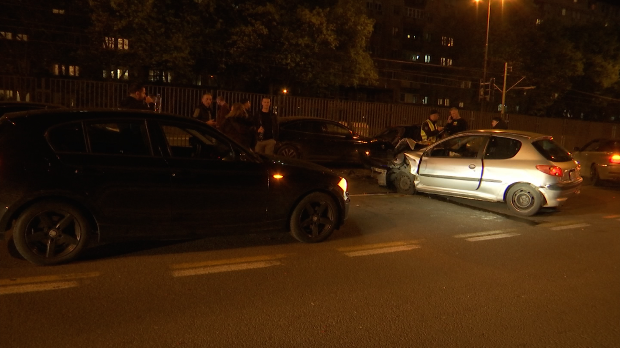 Ланчани-судар-код-Сајма,-четири-особе-повређене Ланчани-судар-код-Сајма,-четири-особе-повређене