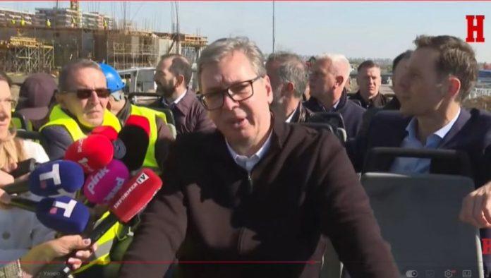 blokaderi-su-unistili-univerzitete-vucic:-podatak-da-je-prosle-godine-12.000-ljudi-manje-diplomiralo-vam-je-jasan-kakav-je-zlocin-ucinjen