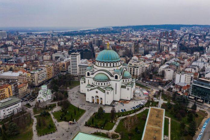 razgledanje-beograda-otvorenim-autobusom:-subotom-i-nedeljom-u-dva-termina,-voznja-traje-oko-70-minuta