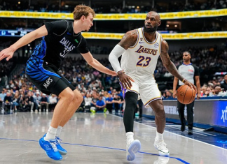 Далас савладао Лејкерсе уз рекорд Купера Флега, Оклахома рутински надиграла Јуту Далас-савладао-Лејкерсе-уз-рекорд-Купера-Флега,-Оклахома-рутински-надиграла-Јуту