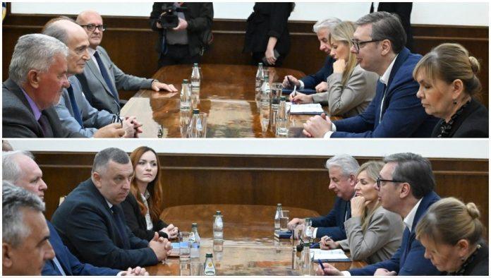 vucic-zavrsio-konsultacije:-predsednik-razgovarao-sa-predstavnicima-pups-a-i-mi-glas-iz-naroda-(foto)