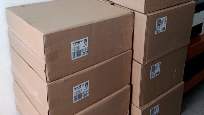 policija-zaustavila-auto-u-raskoj,-pa-zanemela-od-soka!-ono-sto-je-vozac-krio-u-kutijama-vredi-4-miliona!-(foto)