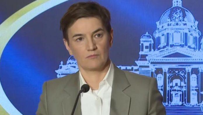 “debatovala-bih-sa-vama-kad-bi-imala-sa-kim”-brnabic-odgovorila-blokaderima:-ako-zelite-transparentnost,-krenite-od-sebe-(foto)