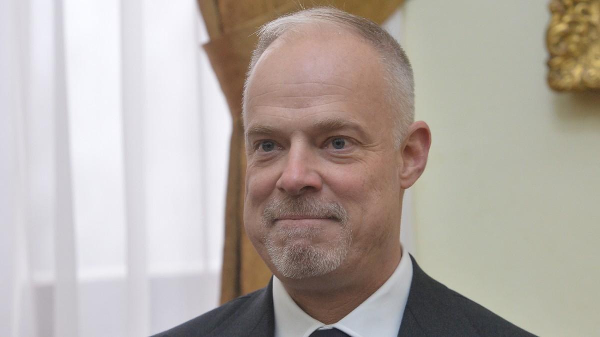 “obavestavamo-nato-o-situaciji,-srbija-nastavlja-istragu”-madarski-ministar-odbrane-o-eksplozivu-u-kanjizi:-“ovo-nije-igra,-pojacavamo-mere!” “obavestavamo-nato-o-situaciji,-srbija-nastavlja-istragu”-madarski-ministar-odbrane-o-eksplozivu-u-kanjizi:-“ovo-nije-igra,-pojacavamo-mere!”