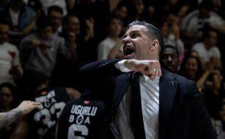 Selektoru “orlova” pukao film! Alimpijević besneo na sudije, pa dobio isključenje (VIDEO) selektoru-“orlova”-pukao-film!-alimpijevic-besneo-na-sudije,-pa-dobio-iskljucenje-(video)