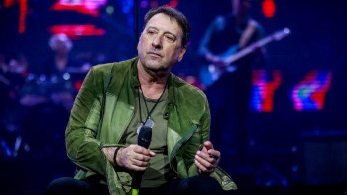 uoci-treceg-koncerta-25.-aprila,-hari-mata-hari-otkriva-kako-je-nastala-pesma-„strah-me-da-te-volim“-–-hit-koji-je-nezaobilazan-na-svim-koncertima