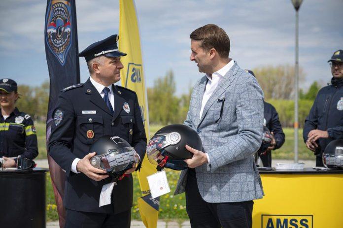 apel-amss-a-i-mup-a:-kaciga-glavu-cuva-i-pravi-razliku-izmedu-zivota-i-smrti