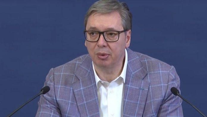 “takva-izjava-ne-sme-da-postoji”-vucic-o-recima-ministra-bratine:-ako-je-to-istina-ja-se-izvinjavam-svim-studentima-i-gradanimaa