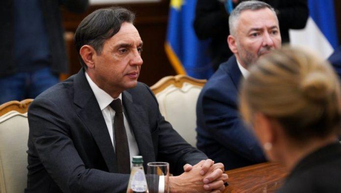 vulin-u-rusiji:-nagraden-pocasnom-poveljom-ruske-federacije-za-doprinos-saradnji-srbije-i-rusije