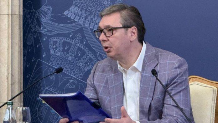 “traze-izbore-jer-misle-da-tako-mogu-da-provedu-obojenu-revoluciju”-vucic-–-gradani-neka-dobro-razmisle-ko-je-za-mir