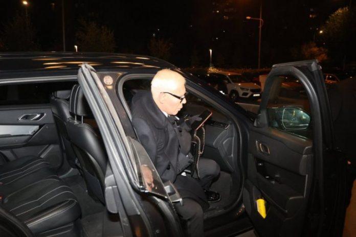 stravicni-detalji-iz-porodicnog-doma!-otac-pevaca-ga-godinama-maltretirao,-majka-bila-nemocna-da-zaustavi-monstruma!