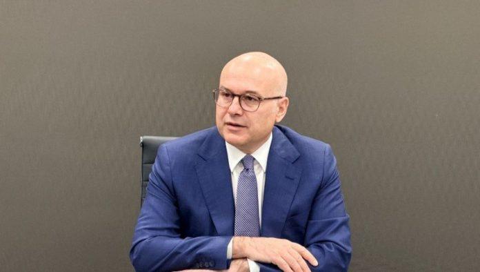 brutalna-poruka-vucevica:-vlada-je-pala-zbog-tuce,-politicari-dokic-i-sinani-bez-trunke-saosecanja-za-stradalu-devojku!