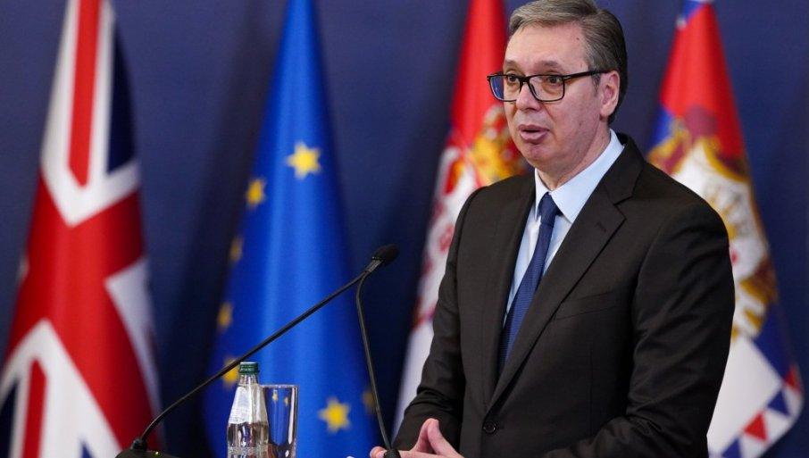 “ovi-lekovi-ce-nam-dati-nadu-za-zivot,-pomoci-ce-mnogim-ljudima”-vucic:-ugovorom-sa-astrazenekom-obezbedeni-najbolji-lekovi-za-najteza-oboljenja “ovi-lekovi-ce-nam-dati-nadu-za-zivot,-pomoci-ce-mnogim-ljudima”-vucic:-ugovorom-sa-astrazenekom-obezbedeni-najbolji-lekovi-za-najteza-oboljenja