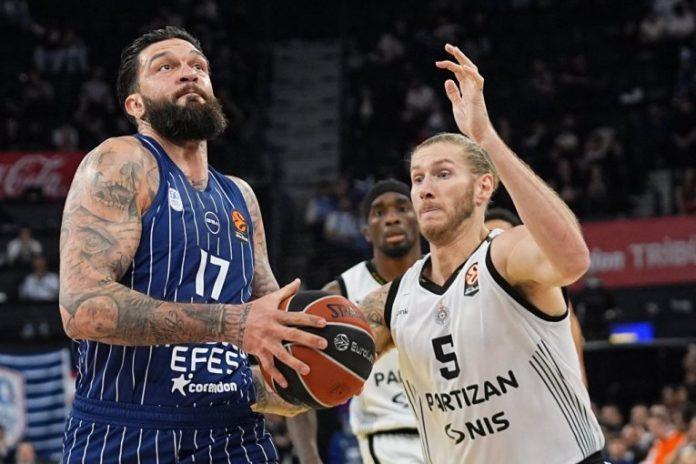 partizan-prokockao-pobedu:-efes-slavio-u-triler-zavrsnici-posle-produzetka