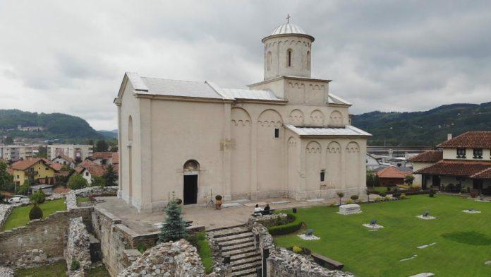 svetinja-u-centru-grada:-crkva-svetog-ahilija-u-arilju-odoleva-vekovima-–-u-njoj-se-nalazi-ikona-plavog-andela-(foto)