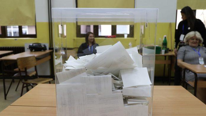 ponavljaju-se-izbori-na-jednom-birackom-mestu-u-bajinoj-basti