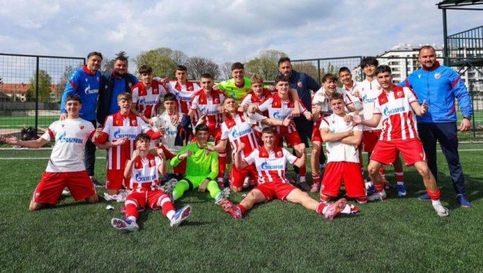 zvezda-ofarbala-teleoptik-u-crveno-belo!-i-kadeti-s-marakane-pobedili-partizan-(video)