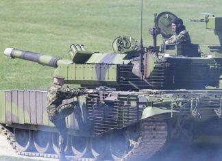 POGLEDAJTE VEŽBU OKLOPNIH JEDINICA: Gađanja iz modernizovanih tenkova (FOTO) pogledajte-vezbu-oklopnih-jedinica:-gadanja-iz-modernizovanih-tenkova-(foto)