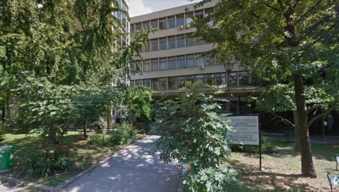 potpis-autora-fotografije-nije-adekvatan-budi-student-jedan-dan:-obilazak-pmf-u-novom-sadu,-prijave-do-17.-aprila