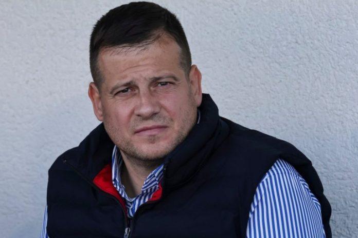 lalatovic-samo-sto-nije-zaplakao!-pogledajte-ove-reci-cuvenog-trenera-posle-smrti-duska-vujosevica!