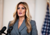 Меланија Трамп: Нисам Епстинова жртва, лажне гласине морају да престану Меланија-Трамп:-Нисам-Епстинова-жртва,-лажне-гласине-морају-да-престану
