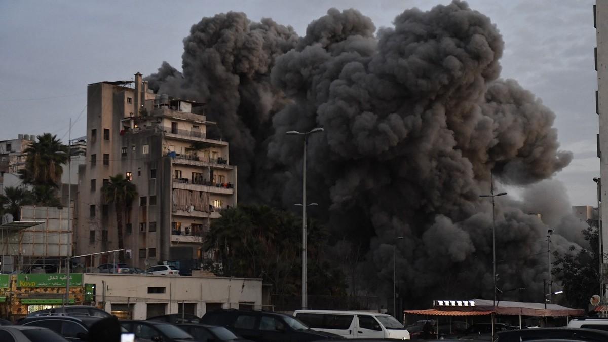 “iranci-su-danas-zivi-samo-iz-jednog-razloga!”-tramp-ponovo-pobesneo-uoci-pregovora,-dao-i-novi-ultimatum-teheranu:-“ceka-nas-najjaci-reset-sveta!”-(foto,-video) “iranci-su-danas-zivi-samo-iz-jednog-razloga!”-tramp-ponovo-pobesneo-uoci-pregovora,-dao-i-novi-ultimatum-teheranu:-“ceka-nas-najjaci-reset-sveta!”-(foto,-video)