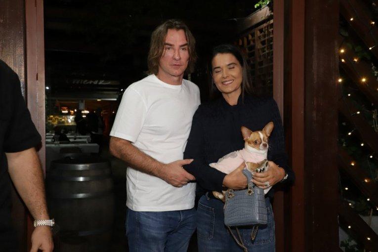 od-radnice-u-solarijumu-i-kuhinji-do-zastitnog-lica-televizije!-zivotni-put-pinkove-uzdanice-prepun-je-uspona-i-padova! od-radnice-u-solarijumu-i-kuhinji-do-zastitnog-lica-televizije!-zivotni-put-pinkove-uzdanice-prepun-je-uspona-i-padova!