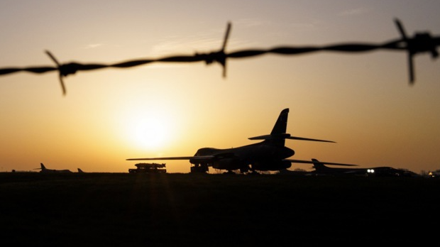 Нови-Трампов-ултиматум-и-ванредно-стање-пред-преговоре-Ирана-и-САД,-за-столом-судбина-Блиског-истока-и-енергентска-слика-света Нови-Трампов-ултиматум-и-ванредно-стање-пред-преговоре-Ирана-и-САД,-за-столом-судбина-Блиског-истока-и-енергентска-слика-света