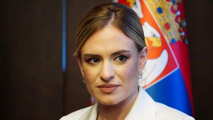 milica-zavetnica-objavila-sliku-sinova-blizanaca-pokazala-kako-provode-veliki-petak:-“zajedno-smo-sarali-jaja,-pa-su-mnogo-razbijena”