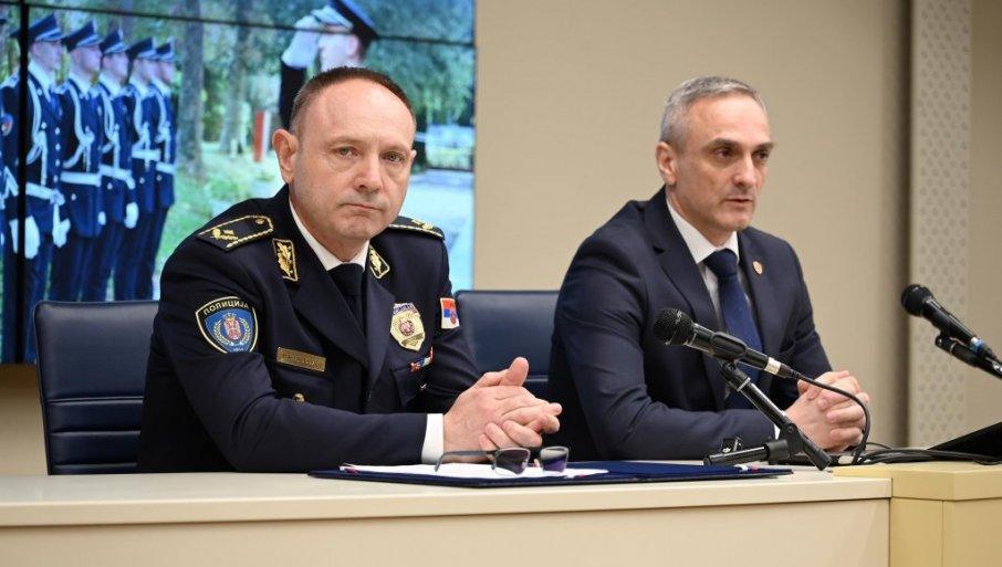 direktor-policije-vasiljevic:-cestitao-vaskrs-patrijarhu-i-vernicima direktor-policije-vasiljevic:-cestitao-vaskrs-patrijarhu-i-vernicima