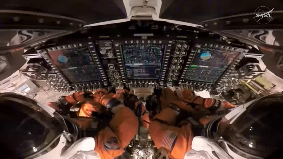 posada-misije-“artemis-ii”-se-vraca-na-zemlju!-posle-istorijskog-uspeha,-sledi-mozda-i-najopasniji-podvig:-“orion”-slece-u-tihi-okean-(foto,-video) posada-misije-“artemis-ii”-se-vraca-na-zemlju!-posle-istorijskog-uspeha,-sledi-mozda-i-najopasniji-podvig:-“orion”-slece-u-tihi-okean-(foto,-video)