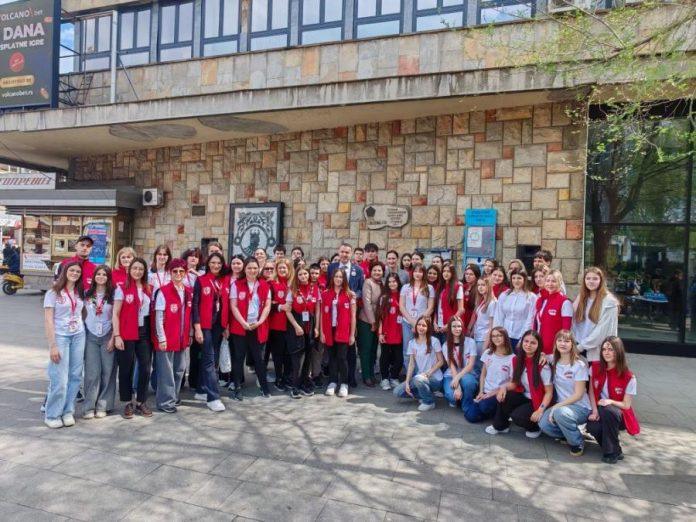 realizovan-projekat-“volontiraj-za-krusevac“:-uspesno-ozivljene-tradicionalne-igre-u-osnovnim-i-srednjim-skolama