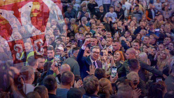 ”ponosan-na-srbiju-i-sve-sto-smo-zajedno-izgradili-i-uradili”-vucic:-neophodno-nam-je-jedinstvo-da-jos-snaznije-idemo-napred