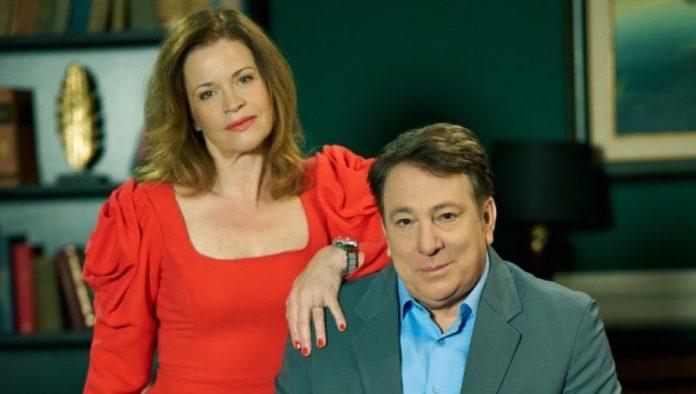 kristina-i-vladan-savic-u-velikom-uskrsnjem-intervjuu-za-“novosti”:-nije-poenta-da-je-lako,-nego-lepo-(foto)