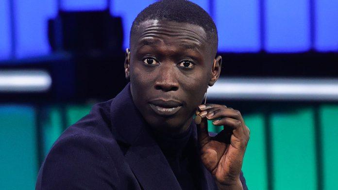 misterija-od-975-miliona-dolara:-zasto-brokeri-ogranicavaju-trgovanje-akcijama-povezanim-sa-poslom-habija-lejma