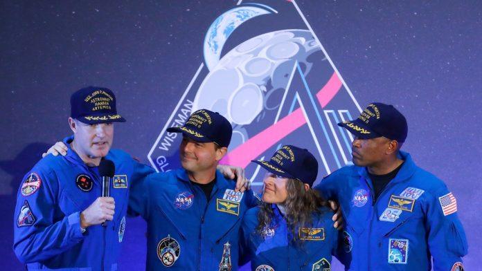 “niko-na-zemlji-nece-znati-kroz-sta-smo-prosli”-astronauti-misije-artemis-na-zemlji-docekani-kao-heroji:-“gore-smo-zeleli-samo-jedno”