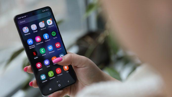 nemaju-novca-da-plate-porez-na-nasledstvo:-udovica-izvrsnog-direktora-samsunga-prodaje-akcije-za-2,1-milijardu-dolara