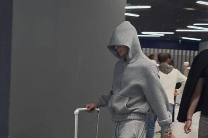 ovaj-mladic-cuva-vojazu-leda-na-aerodromu!-reper-se-zakamuflirao,-niko-ga-ne-prepoznaje!-(foto)