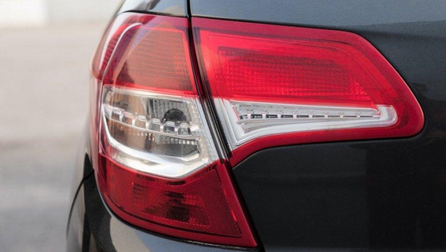 rekli-stop:-evo-kako-je-jedna-zemlja-resila-problem-lazne-kilometraze-kod-polovnjaka rekli-stop:-evo-kako-je-jedna-zemlja-resila-problem-lazne-kilometraze-kod-polovnjaka